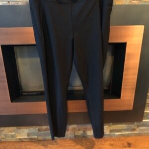 NWT Laura Plus Women's Black Pants